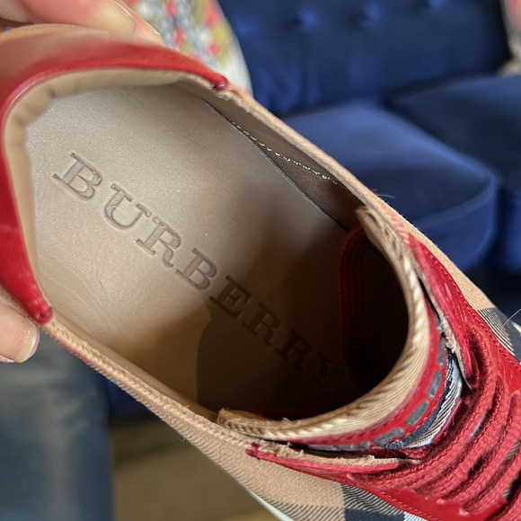🎉𝐇𝐏!🎉BURBERRY HARTFIELD HOUSE CHECK LOW TOP SNEAKERS NIB - Picture 8 of 14